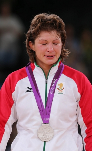 Stanka Zlateva with her silver medal. Photo courtesy of Kostadin Andonov.