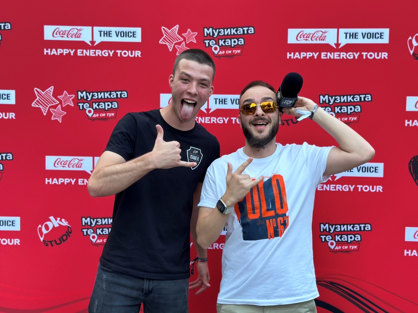 Pavel meets the rapper Krisko at a music festival. Personal archive.