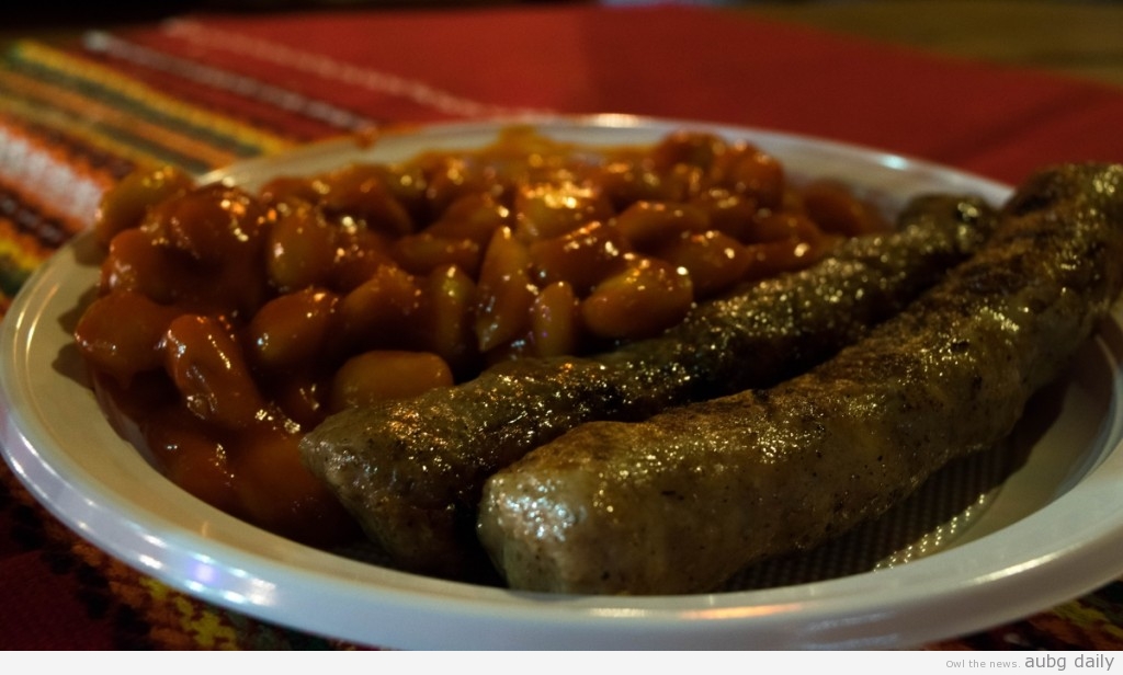Kebapches and beans with lutenitsa; Steliyana Yordanova for AUBG Daily.