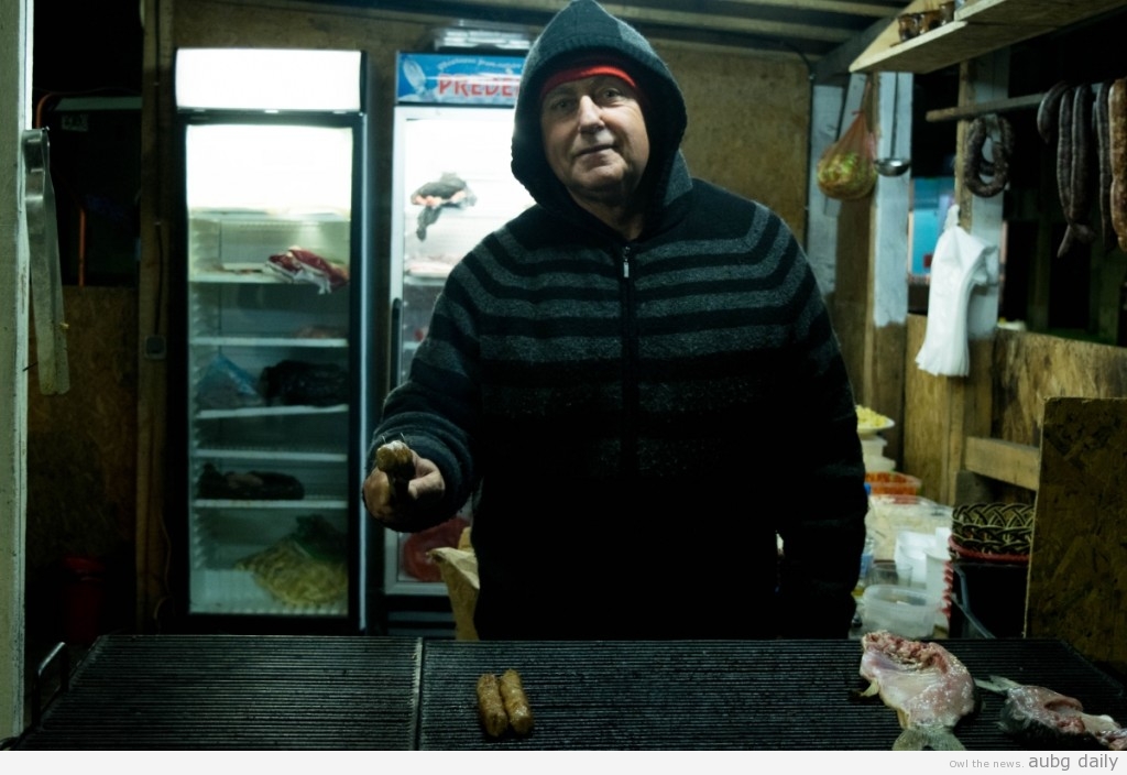  A friendly cook requested a photo; Steliyana Yordanova for AUBG Daily.